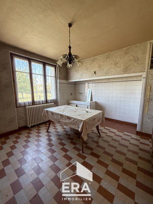 Maison - 94 m² - 4 pièces