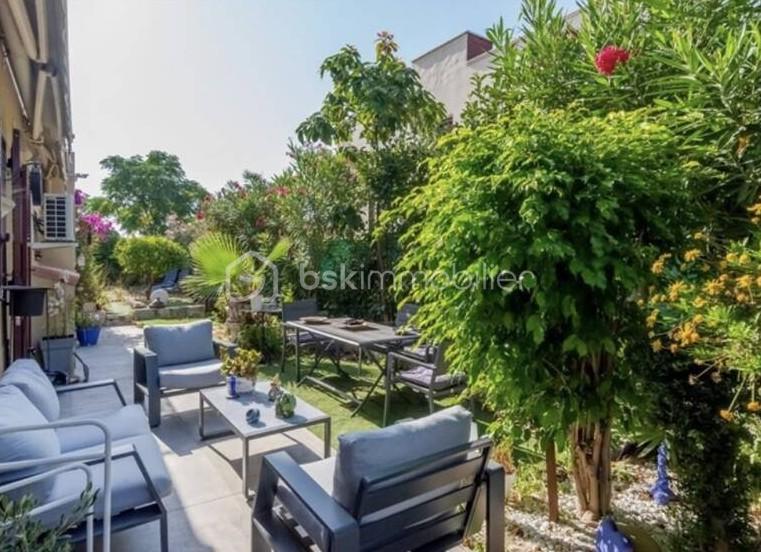 Villa - 164 m² - 6 pièces