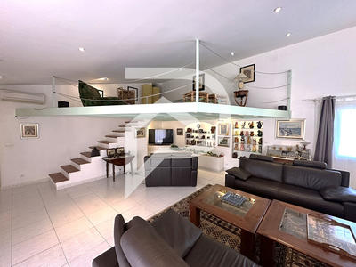 Maison - 170 m² - 6 pièces