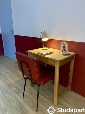 Chambre - 17 m² - 1 pièce