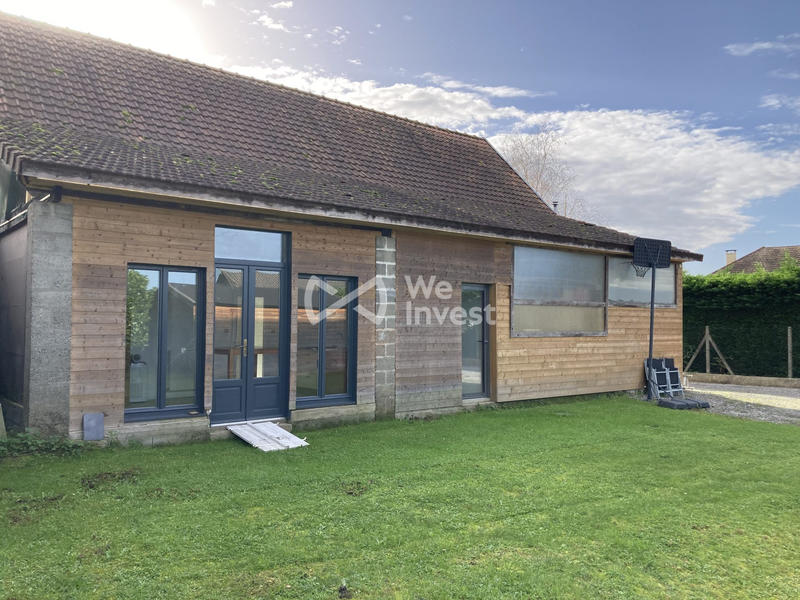 Maison - 208 m² - 8 pièces