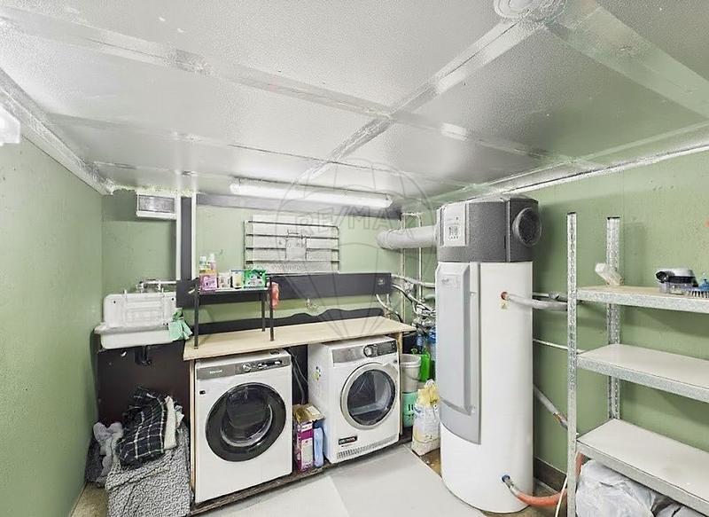 Maison - 180 m² - 8 pièces