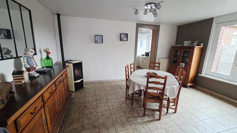 Maison - 108 m² - 6 pièces