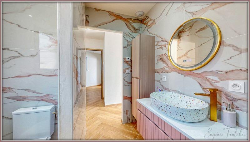 Maison d'architecte - 254 m² - 5 pièces