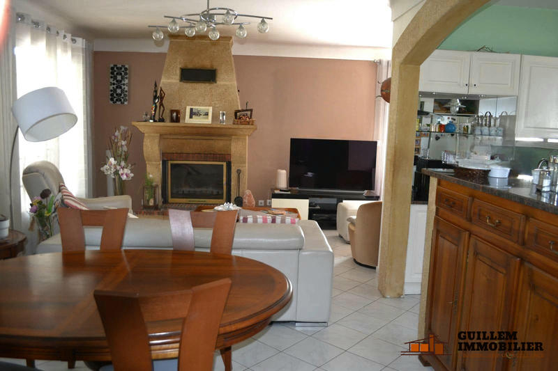 Maison traditionnelle - 172 m² - 6 pièces