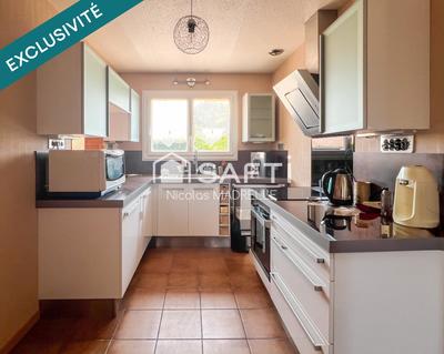 Maison - 136 m² - 6 pièces