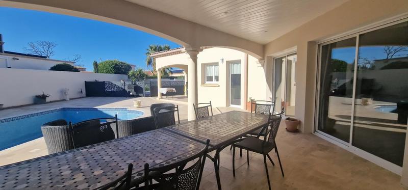 Villa - 291 m² - 7 pièces