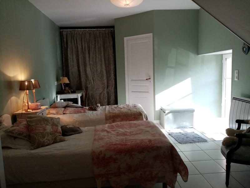 Maison - 300 m² - 9 pièces