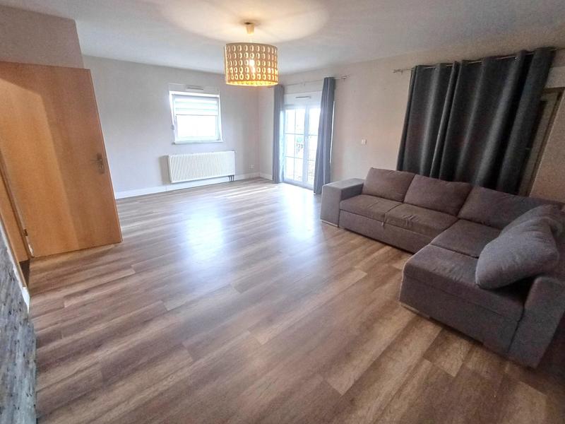 Appartement - 140 m² - 6 pièces