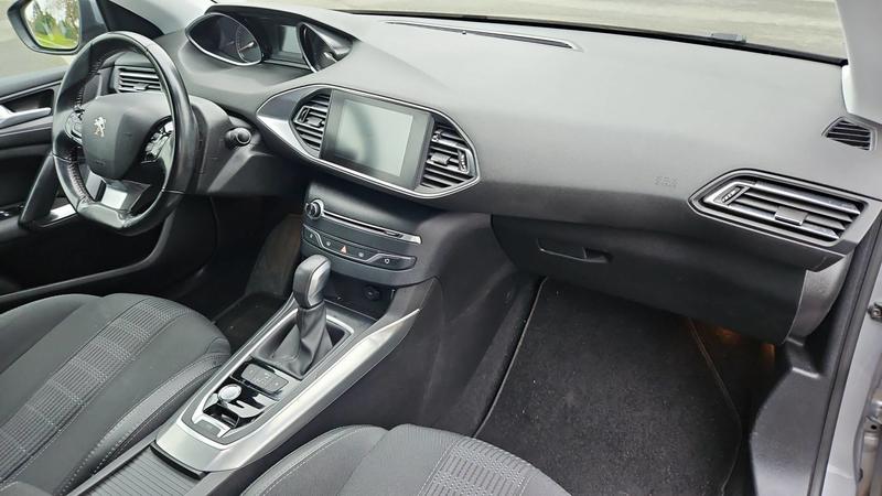 Peugeot 308 II 2.0 BlueHDi 150 Eat6 Allure Business