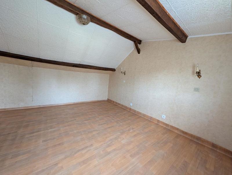 Maison - 290 m² - 8 pièces