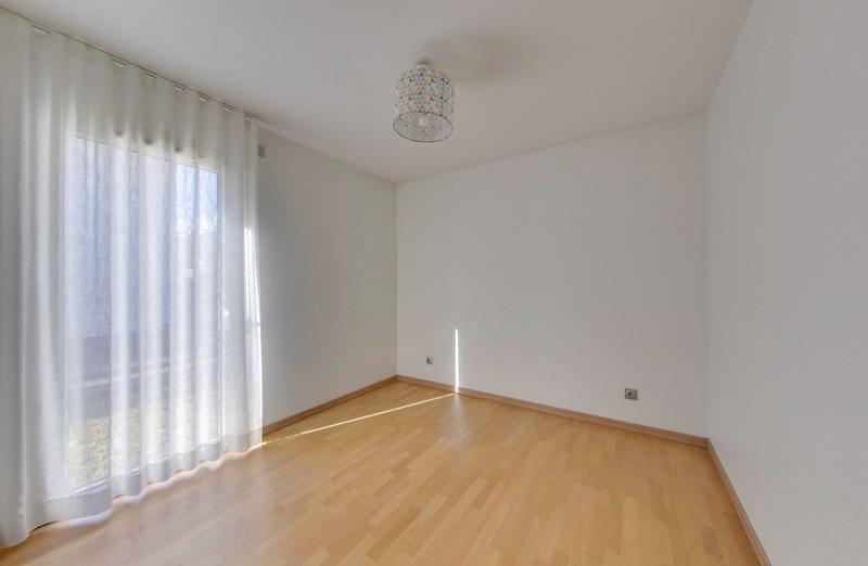 Appartement - 92 m² - 4 pièces