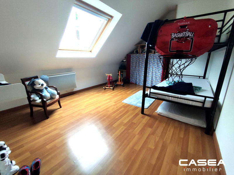 Maison - 196 m² - 6 pièces