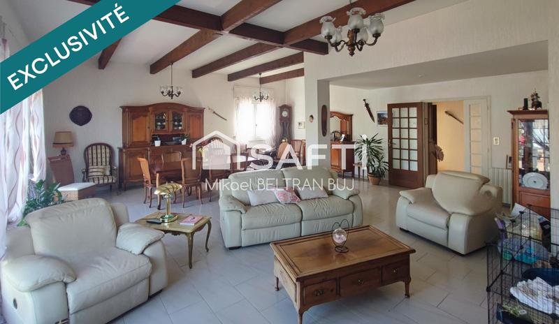 Maison - 250 m² - 8 pièces