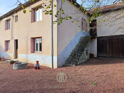 Maison - 102 m² - 5 pièces