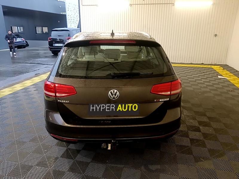 Volkswagen Passat Sw 1.6 Tdi 120 Bmt Dsg7 Confortline