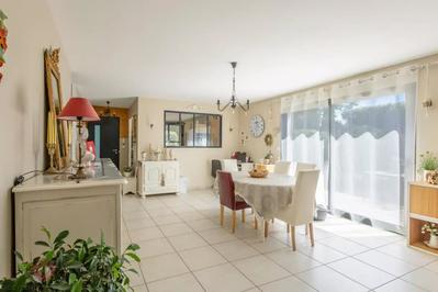 Villa - 90 m² - 3 pièces