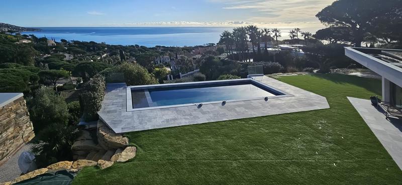 Maison - 320 m² - 14 pièces