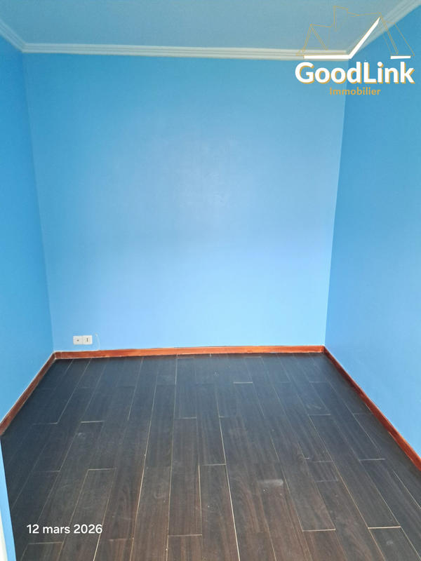 Appartement - 64 m² - 4 pièces