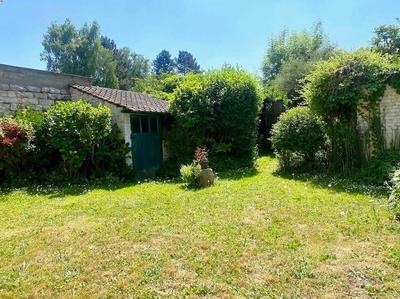 Maison - 110 m² - 4 pièces