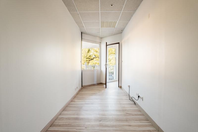 Bureau - 280 m² - 10 pièces
