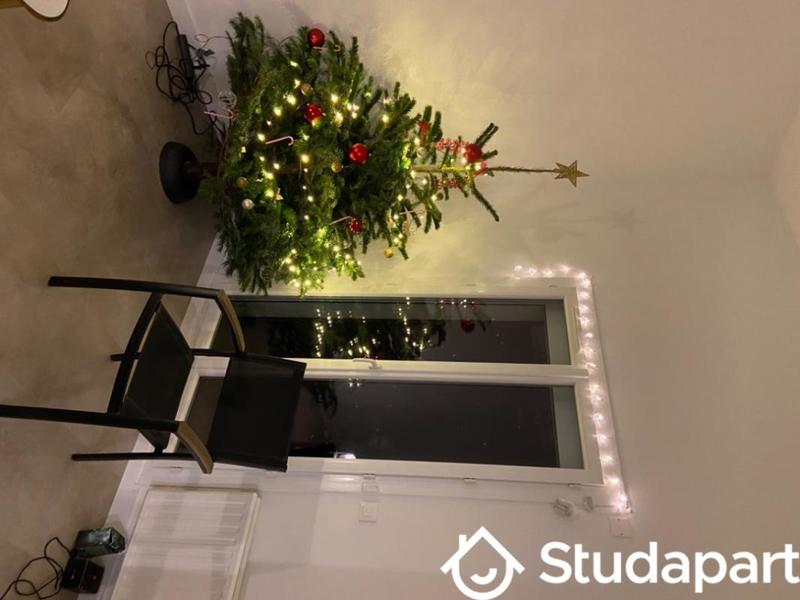 Chambre - 11 m² - 1 pièce