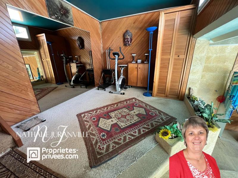 Demeure - 280 m² - 6 pièces