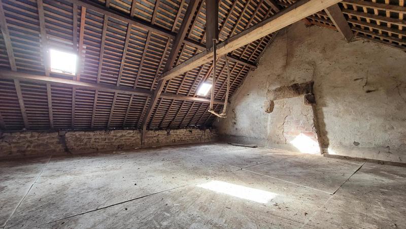 Maison en pierre - 108 m² - 4 pièces