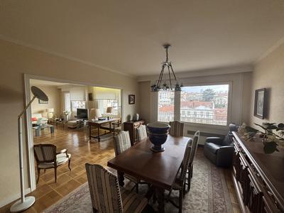 Appartement - 155 m² - 5 pièces