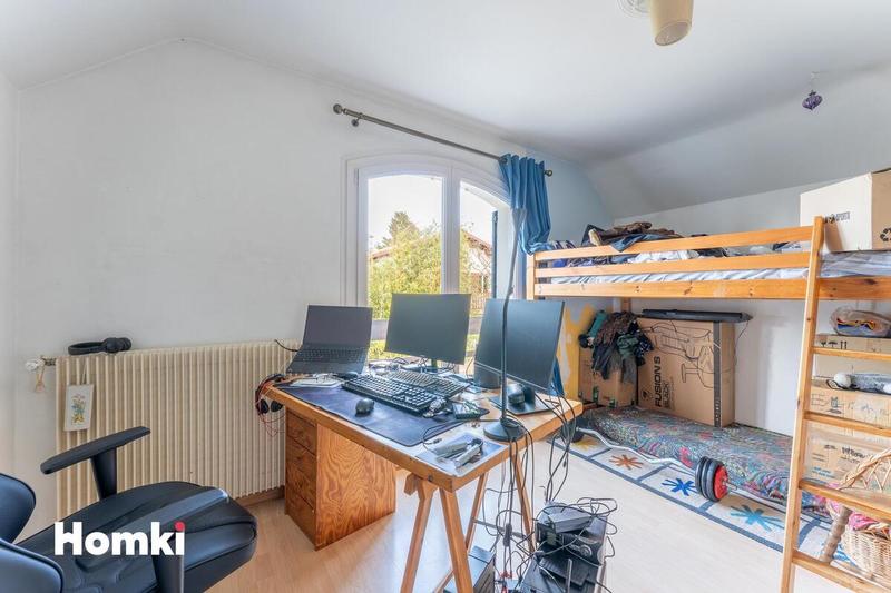 Maison - 171 m² - 8 pièces