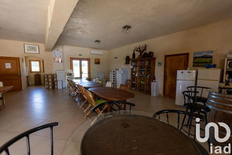 Maison - 980 m² - 5 pièces