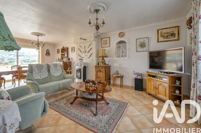 Maison - 168 m² - 6 pièces