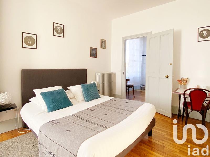 Maison de ville - 242 m² - 7 pièces