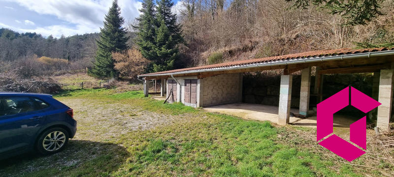 Villa - 179 m² - 11 pièces