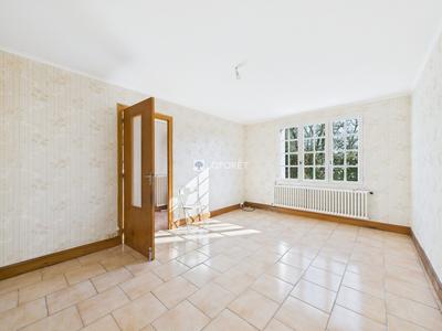 Maison traditionnelle - 115 m² - 6 pièces