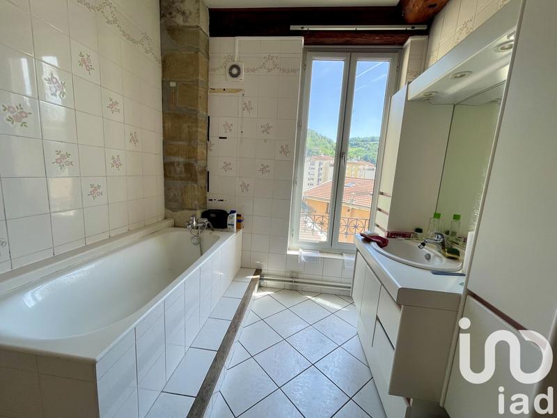 Appartement - 125 m² - 6 pièces