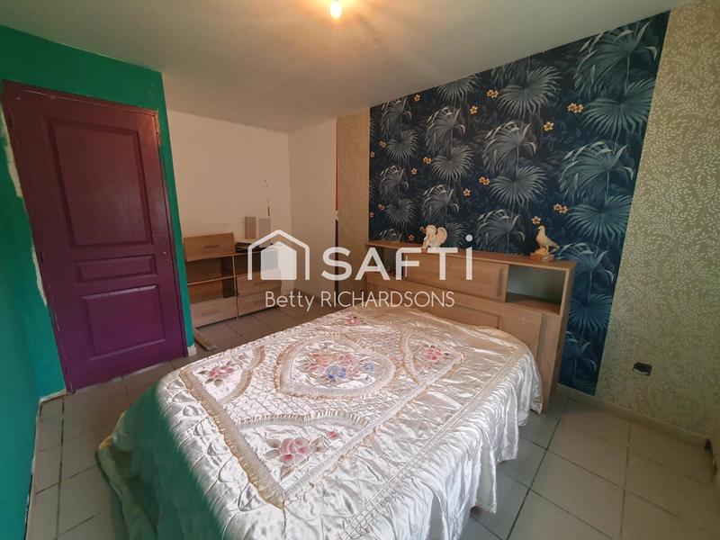 Maison - 200 m² - 11 pièces