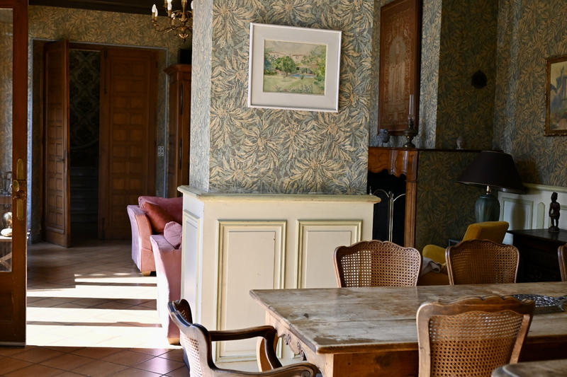 Maison - 315 m² - 6 pièces