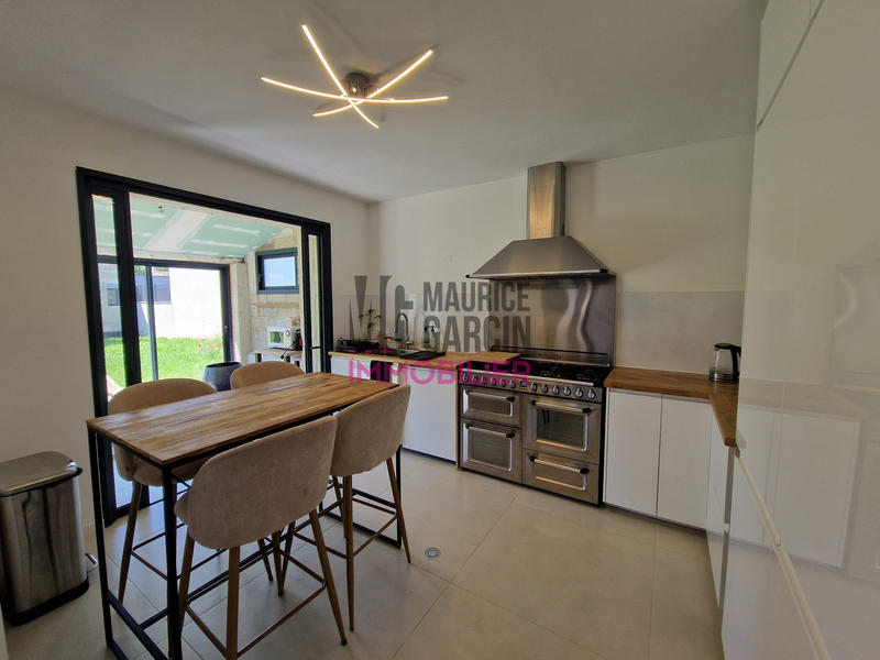 Maison - 118 m² - 6 pièces