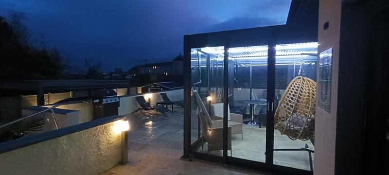 Maison - 175 m² - 8 pièces