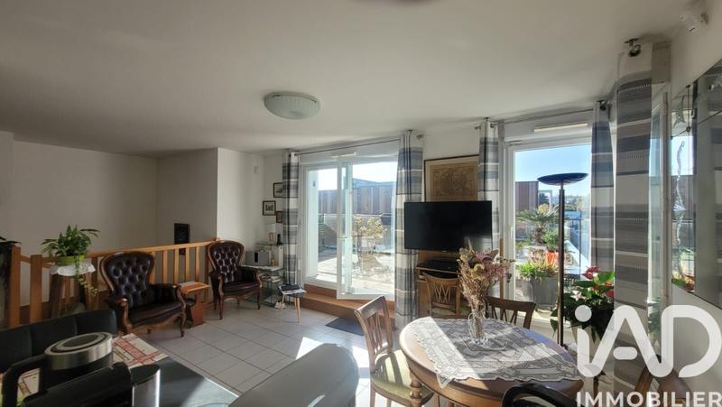 Appartement - 98 m² - 5 pièces