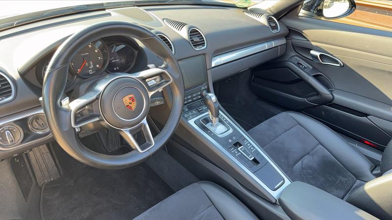 Porsche 718 Boxster 2.0 300 Pdk . - Automatique Entretien constructeur