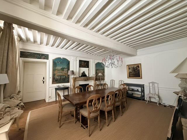 Propriété - 400 m² - 11 pièces