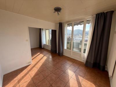 Appartement - 68 m² - 4 pièces