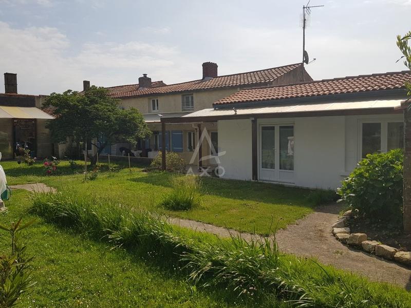 Maison - 136 m² - 4 pièces