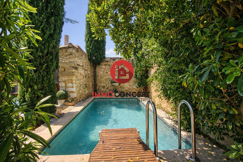 Maison ancienne - 205 m² - 9 pièces