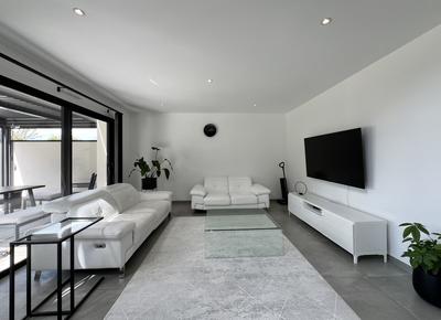 Maison contemporaine - 153 m² - 6 pièces