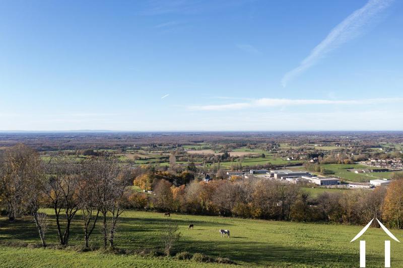 Maison - 98 m² - 5 pièces