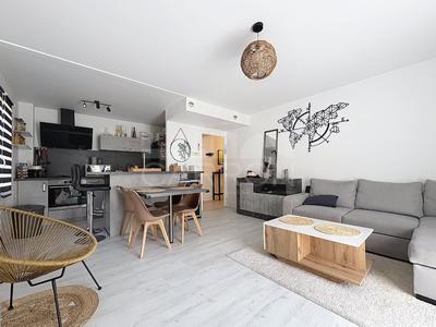 Appartement - 67 m² - 3 pièces