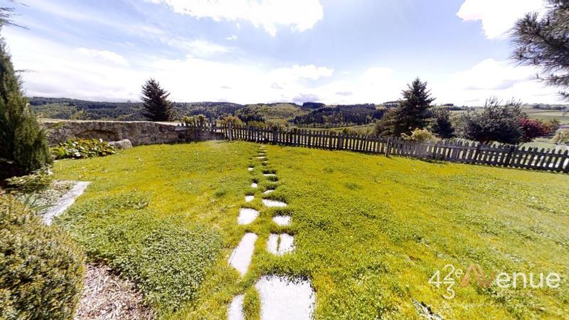 Maison - 298 m² - 9 pièces